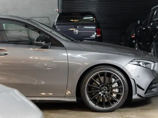 MERCEDES-BENZ-A 35 AMG-2.0 CGI GASOLINA LAUNCH EDITION 4MATIC 7G-DCT MERCEDES-BENZ-A 35 AMG-2019