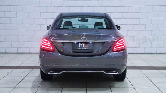 MERCEDES-BENZ-C 180-1.6 CGI 16V TURBO FLEX 4P AUTOMÁTICO MERCEDES-BENZ-C 180-2017