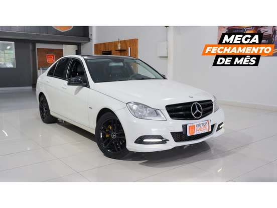 MERCEDES-BENZ-C 180-1.8 CGI CLASSIC 16V GASOLINA 4P AUTOMÁTICO MERCEDES-BENZ-C 180-2011