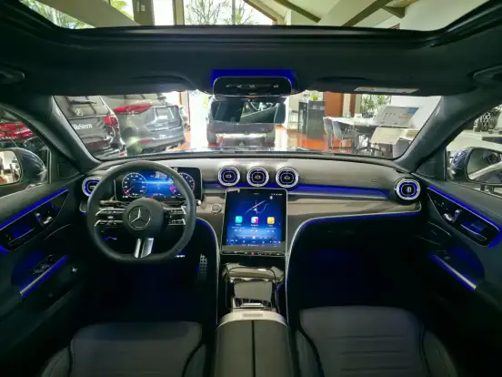 MERCEDES-BENZ-C 200-2025