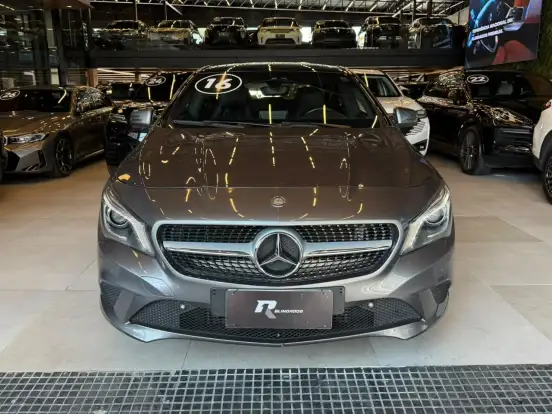 MERCEDES-BENZ-CLA 200-1.6 VISION 16V FLEX 4P AUTOMÁTICO MERCEDES-BENZ-CLA 200-2015