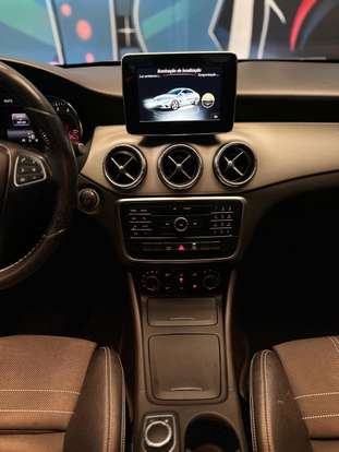MERCEDES-BENZ-CLA 200-1.6 URBAN 16V FLEX 4P AUTOMÁTICO MERCEDES-BENZ-CLA 200-2016