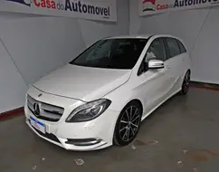 MERCEDES-BENZ CLASSE A 1.6 200 TURBO URBAN GASOLINA 4P AUTOMATIZADO MERCEDES-BENZ CLASSE A 1.6 200 TURBO URBAN GASOLINA 4P AUTOMATIZADO