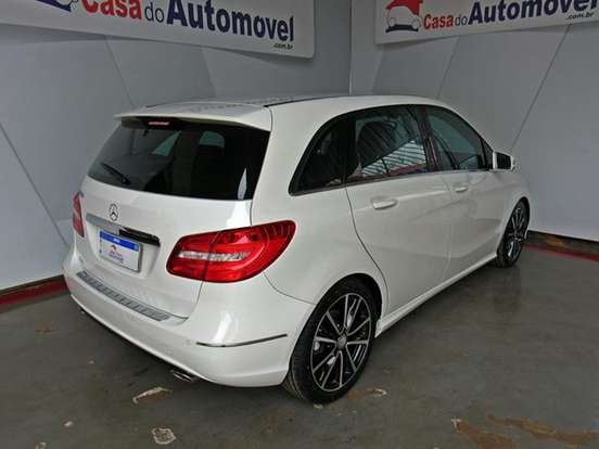 MERCEDES-BENZ-CLASSE A-1.6 200 TURBO URBAN GASOLINA 4P AUTOMATIZADO MERCEDES-BENZ-CLASSE A-2013