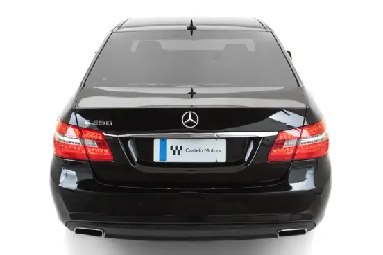 MERCEDES-BENZ-E 250-1.8 CGI AVANTGARDE 16V GASOLINA 4P AUTOMÁTICO MERCEDES-BENZ-E 250-2012