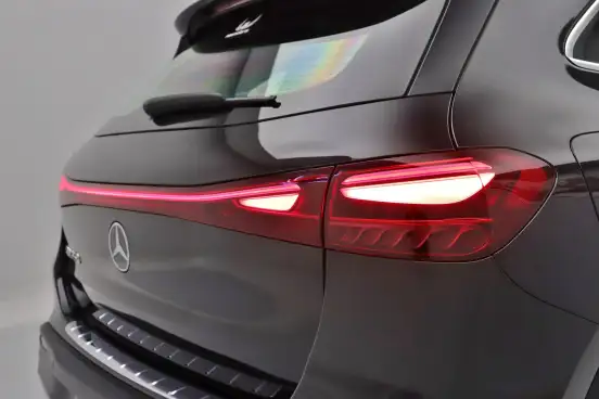 MERCEDES-BENZ-EQA 250-2024