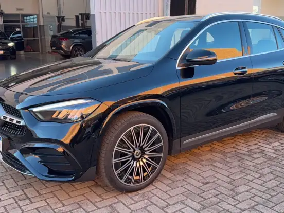 MERCEDES-BENZ-GLA 200-1.3 MHEV AMG LINE 7G-DCT MERCEDES-BENZ-GLA 200-2025