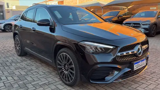 MERCEDES-BENZ-GLA 200-2025