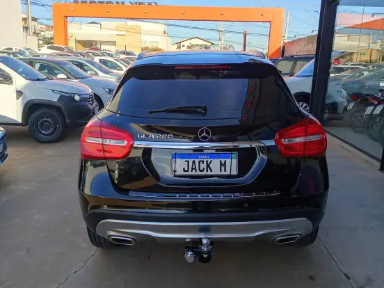 MERCEDES-BENZ-GLA 200-1.6 CGI ADVANCE 16V TURBO FLEX 4P AUTOMÁTICO MERCEDES-BENZ-GLA 200-2015