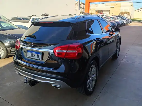 MERCEDES-BENZ-GLA 200-1.6 CGI ADVANCE 16V TURBO FLEX 4P AUTOMÁTICO MERCEDES-BENZ-GLA 200-2015