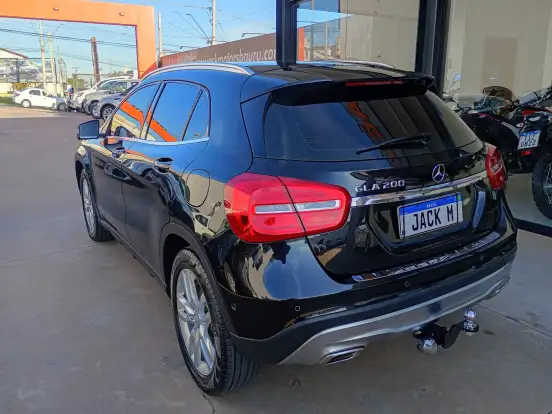 MERCEDES-BENZ-GLA 200-1.6 CGI ADVANCE 16V TURBO FLEX 4P AUTOMÁTICO MERCEDES-BENZ-GLA 200-2015