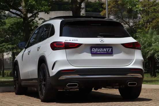 MERCEDES-BENZ-GLA 200-2022