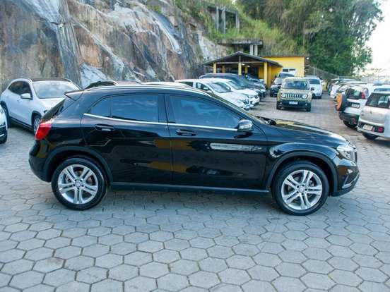 MERCEDES-BENZ-GLA 200-1.6 CGI ADVANCE 16V TURBO FLEX 4P AUTOMÁTICO MERCEDES-BENZ-GLA 200-2017
