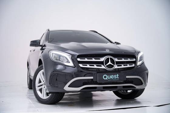 MERCEDES-BENZ GLA 200 1.6 CGI FLEX ADVANCE 7G-DCT