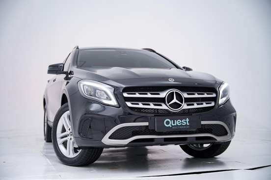 MERCEDES-BENZ-GLA 200-2019