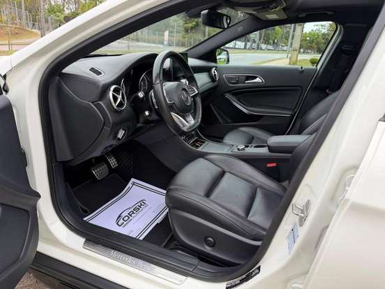 MERCEDES-BENZ-GLA 250-2016