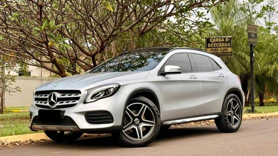 Mercedes-Benz GLA 250 2.0 CGI Gasolina Sport 7G-DCT