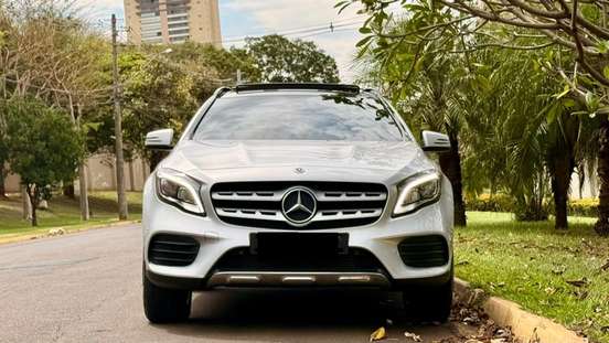MERCEDES-BENZ-GLA 250-2019
