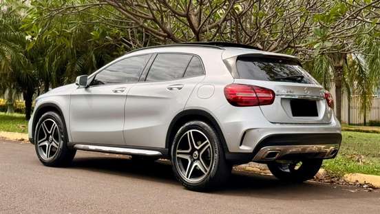 MERCEDES-BENZ-GLA 250-2019