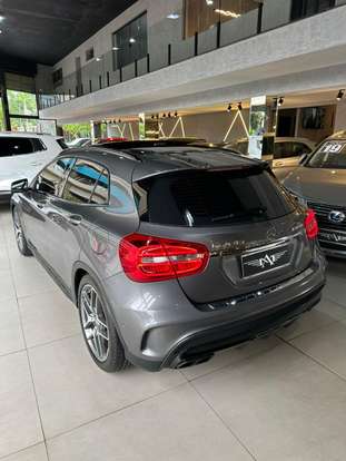 MERCEDES-BENZ-GLA 45 AMG-2.0 16V TURBO GASOLINA 4P AUTOMÁTICO MERCEDES-BENZ-GLA 45 AMG-2015