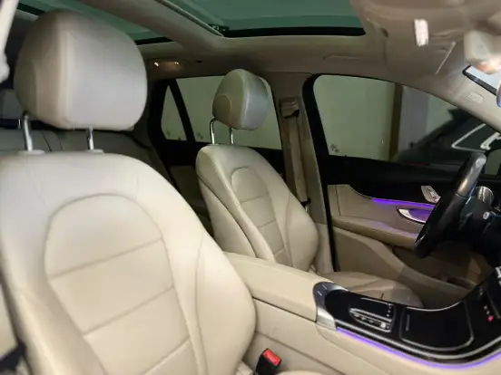 MERCEDES-BENZ-GLC 220d-2019