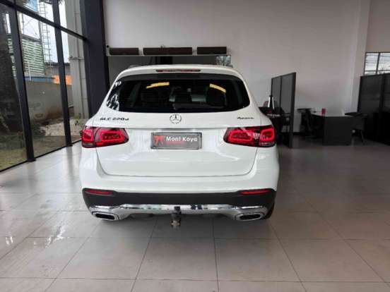 MERCEDES-BENZ-GLC 220d-2022