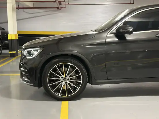 MERCEDES-BENZ-GLC 300-2019