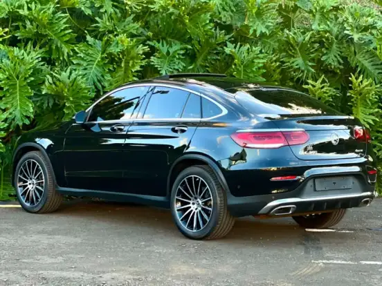 MERCEDES-BENZ-GLC 300-2.0 CGI GASOLINA COUPÉ 4MATIC 9G-TRONIC MERCEDES-BENZ-GLC 300-2021