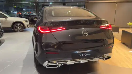 MERCEDES-BENZ-GLC 300-2026