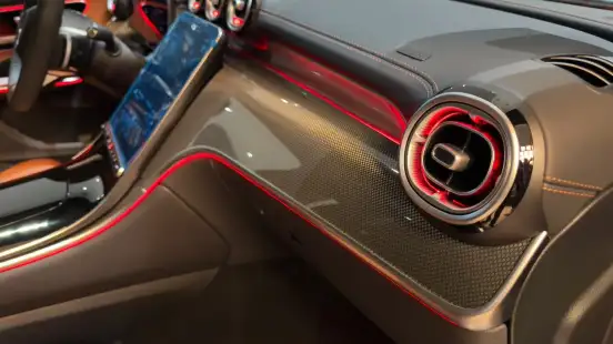MERCEDES-BENZ-GLC 300-2026