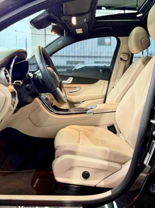 MERCEDES-BENZ-GLC 300-2020