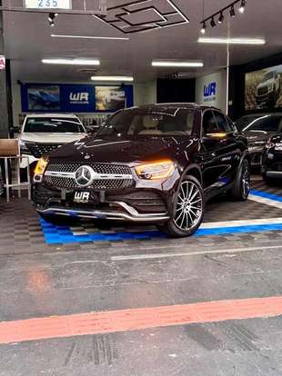 MERCEDES-BENZ-GLC 300-2020