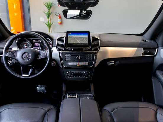 MERCEDES-BENZ-GLE 400-3.0 V6 GASOLINA HIGHWAY COUPÉ 4MATIC 9G-TRONIC MERCEDES-BENZ-GLE 400-2018
