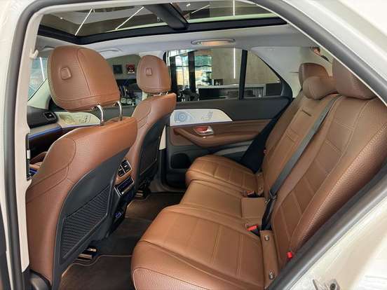 MERCEDES-BENZ-GLE 450d-2025