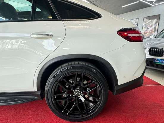 MERCEDES-BENZ-GLE 63 AMG-5.5 V8 TURBO GASOLINA COUPÉ 4MATIC 7G-TRONIC MERCEDES-BENZ-GLE 63 AMG-2016