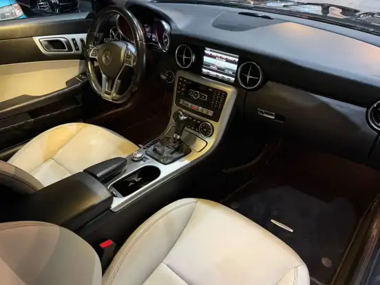 MERCEDES-BENZ-SLK 250-2015