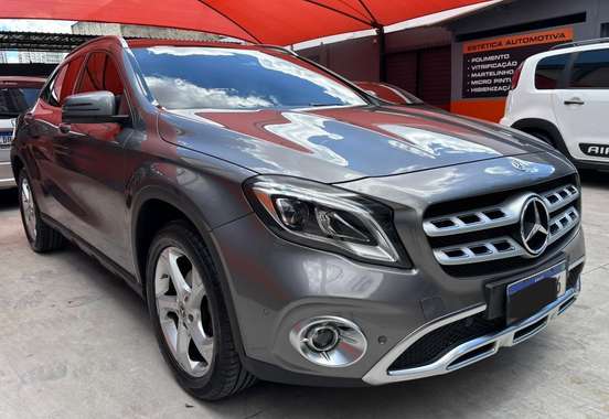 MERCEDES-BENZ-GLA 200-2019