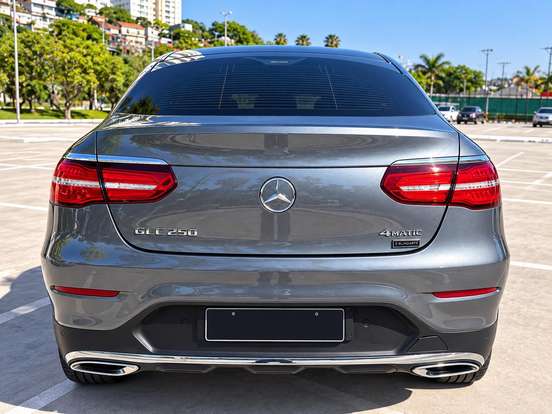 MERCEDES-BENZ-GLC 250-2017