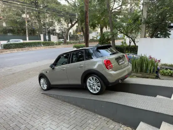 MINI-COOPER-2018