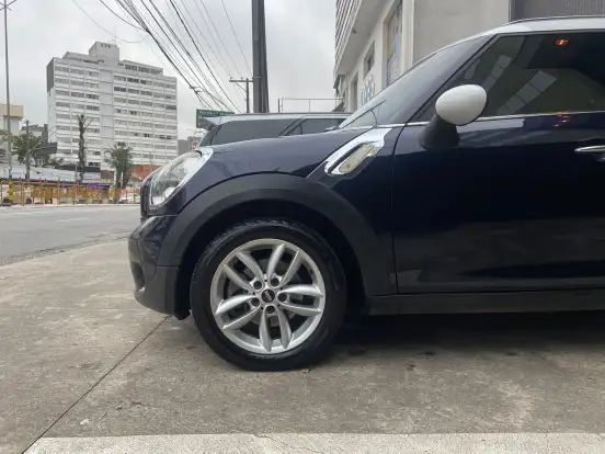 MINI-COUNTRYMAN-1.6 CHILLI 16V 120CV GASOLINA 4P AUTOMÁTICO MINI-COUNTRYMAN-2011
