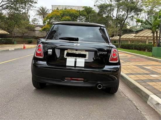 MINI-ONE-2011