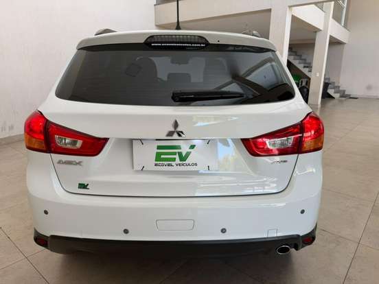 MITSUBISHI-ASX-2014