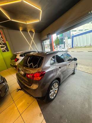 MITSUBISHI-ASX-2016