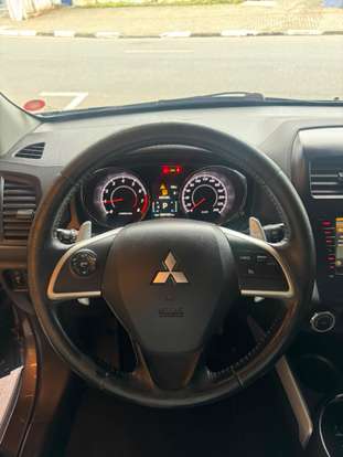 MITSUBISHI-ASX-2016