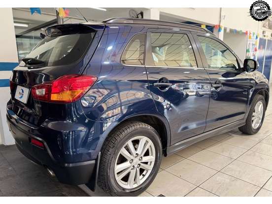 MITSUBISHI-ASX-2011