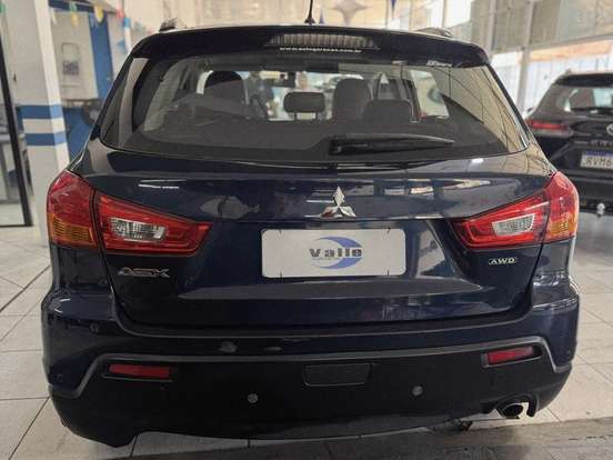MITSUBISHI-ASX-2011