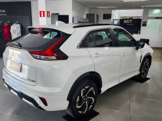 MITSUBISHI-ECLIPSE CROSS-1.5 MIVEC TURBO GASOLINA HPE-S S-AWC CVT MITSUBISHI-ECLIPSE CROSS-2025