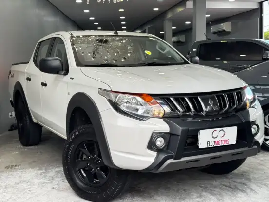 MITSUBISHI-L200 TRITON-2.4 16V TURBO DIESEL OUTDOOR GLS CD 4X4 AUTOMÁTICO MITSUBISHI-L200 TRITON-2023