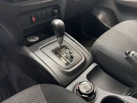 MITSUBISHI-L200 TRITON-2023