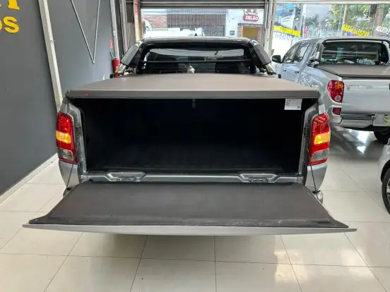 MITSUBISHI-L200 TRITON-2018
